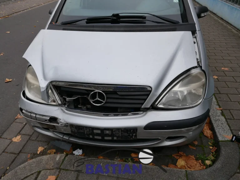 Kfz Gutachter Kaiserslautern - Team Bastian - Vor Ort Besichtigung am Betzenberg