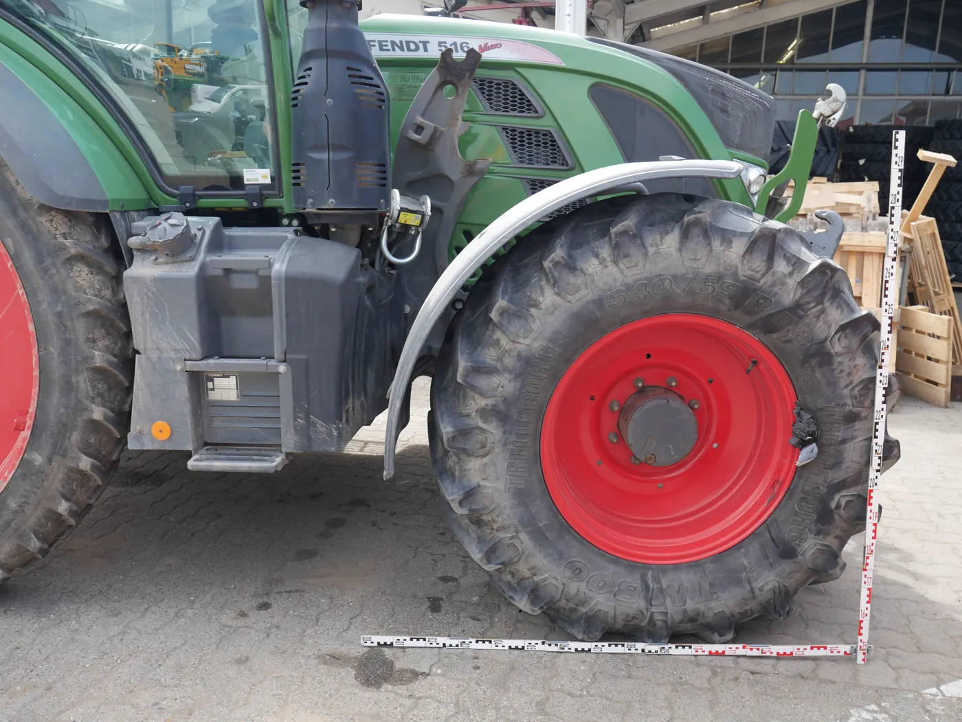Fendt 516 Vario, Kreuzungsunfall – Praxisfall des Kfz-Gutachters in Harthausen