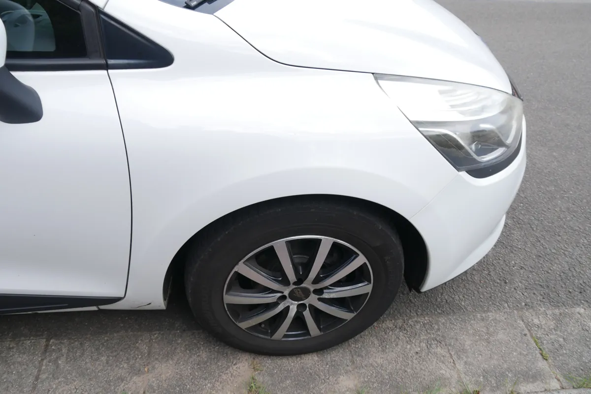 Renault Clio, Heckschaden – Praxisfall des Kfz-Gutachters in Queidersbach