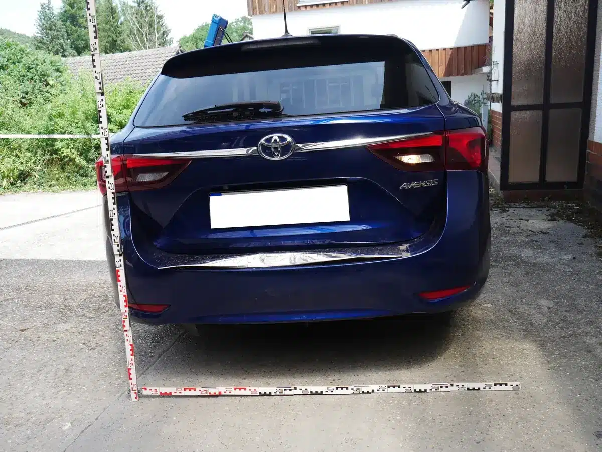 Toyota Avensis Touring Sports, Heckschaden &ndash; Praxisfall des Kfz-Gutachters in Kaiserslautern